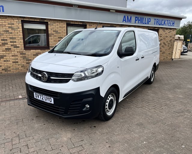Vauxhall Vivaro VIVARO L2 DIESEL 2900 1.5d 100PS Dynamic H1 Van