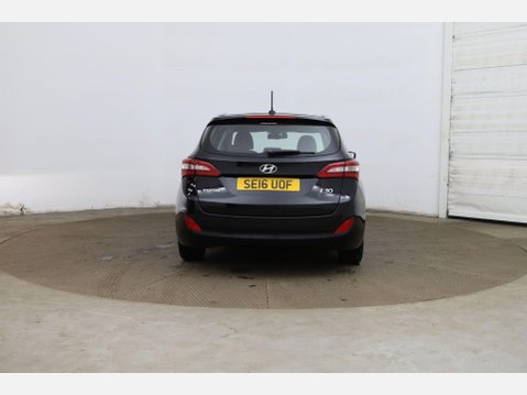 Hyundai i30 1.6 CRDi Blue Drive Premium Tourer DCT Euro 6 (s/s) 5dr 5