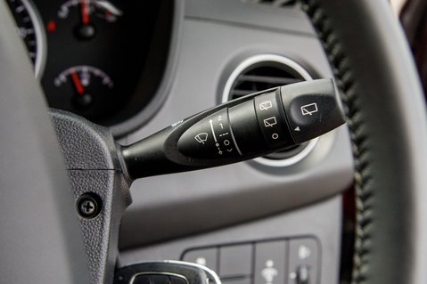 Hyundai i10 PREMIUM 17