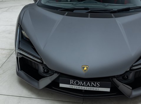 Lamborghini Revuelto 30