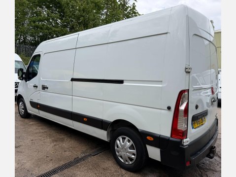 Renault Master 2.3 dCi 35 Panel Van 5dr Diesel Manual FWD LWB Medium Roof Euro 4 (100 ps) 15