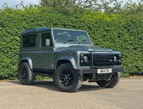 Land Rover Defender 2.2 TDCi XS Hard Top SUV 3dr Diesel Manual 4WD SWB Euro 5 (122 ps) 4