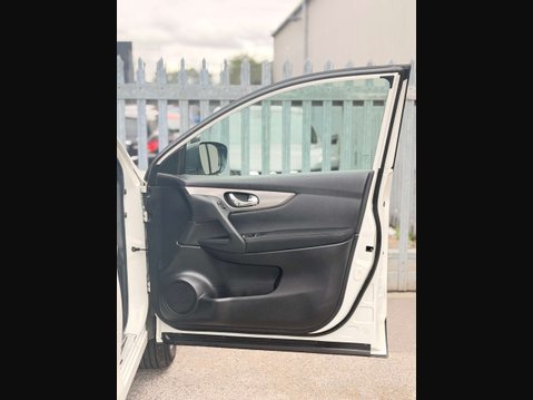 Nissan Qashqai 1.5 Qashqai N-Connecta dCi 5dr 58