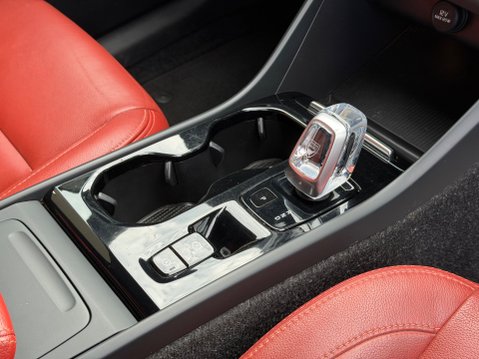 Volvo XC40 T3 INSCRIPTION 23