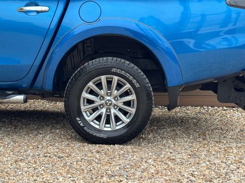 Mitsubishi L200 2.4 L200 Warrior Double Cab DI-D 4WD 5dr 17