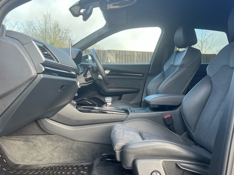 Audi Q5 TFSI QUATTRO S LINE BLACK EDITION 3