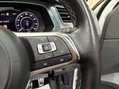 Volkswagen Tiguan 2.0 TDI BlueMotion Tech R-Line Euro 6 (s/s) 5dr 66
