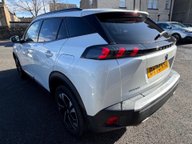 Peugeot 2008 PURETECH S/S ALLURE PREMIUM 6