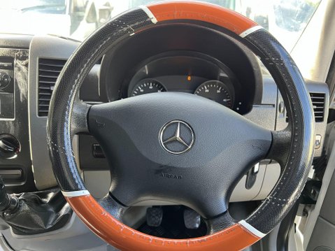 Mercedes-Benz Sprinter 2.1 311 CDI Luton 3dr Diesel Manual RWD L3 (109 bhp) 25