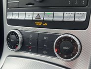Mercedes-Benz SLC 2.1 SLC 250 D AMG Line Auto 2dr 39