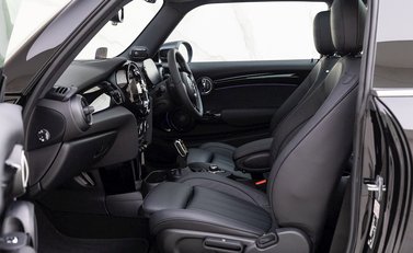 Mini Hatch Electric Level 3 14