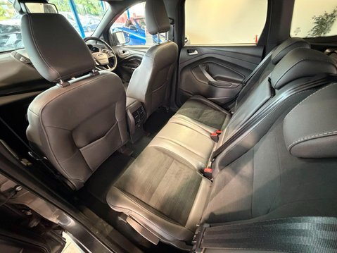 Ford Kuga 2.0 TDCi ST-Line X Powershift AWD Euro 6 (s/s) 5dr 37