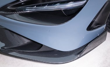 McLaren 765LT Spider 38