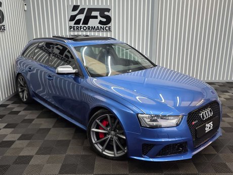 Audi RS4 4.2 FSI V8 Estate 5dr Petrol S Tronic quattro Euro 5 (450 ps) 39