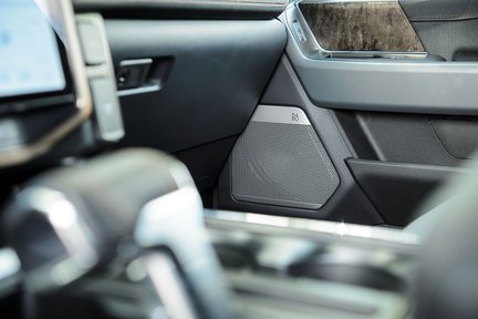 Ford Lightning Lariat Electric 33