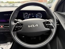 Kia Niro 64.8kWh 3 SUV 5dr Electric Auto (201 bhp) 33