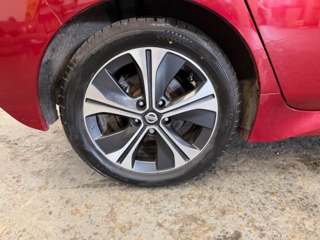 Nissan LEAF 40kWh N-Connecta Auto 5dr 23