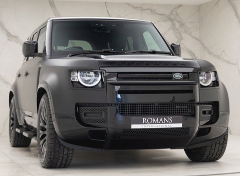 Land Rover Defender 110 X-Dynamic S D250 1