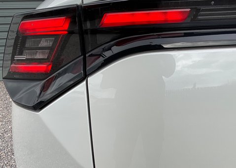 Suzuki eVitara Ultra 2WD 61kWh 18