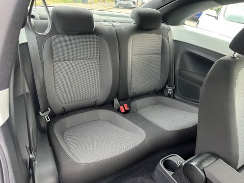 Volkswagen Beetle 1.2 TSI BLUEMOTION DESIGN TECHNOLOGY 7