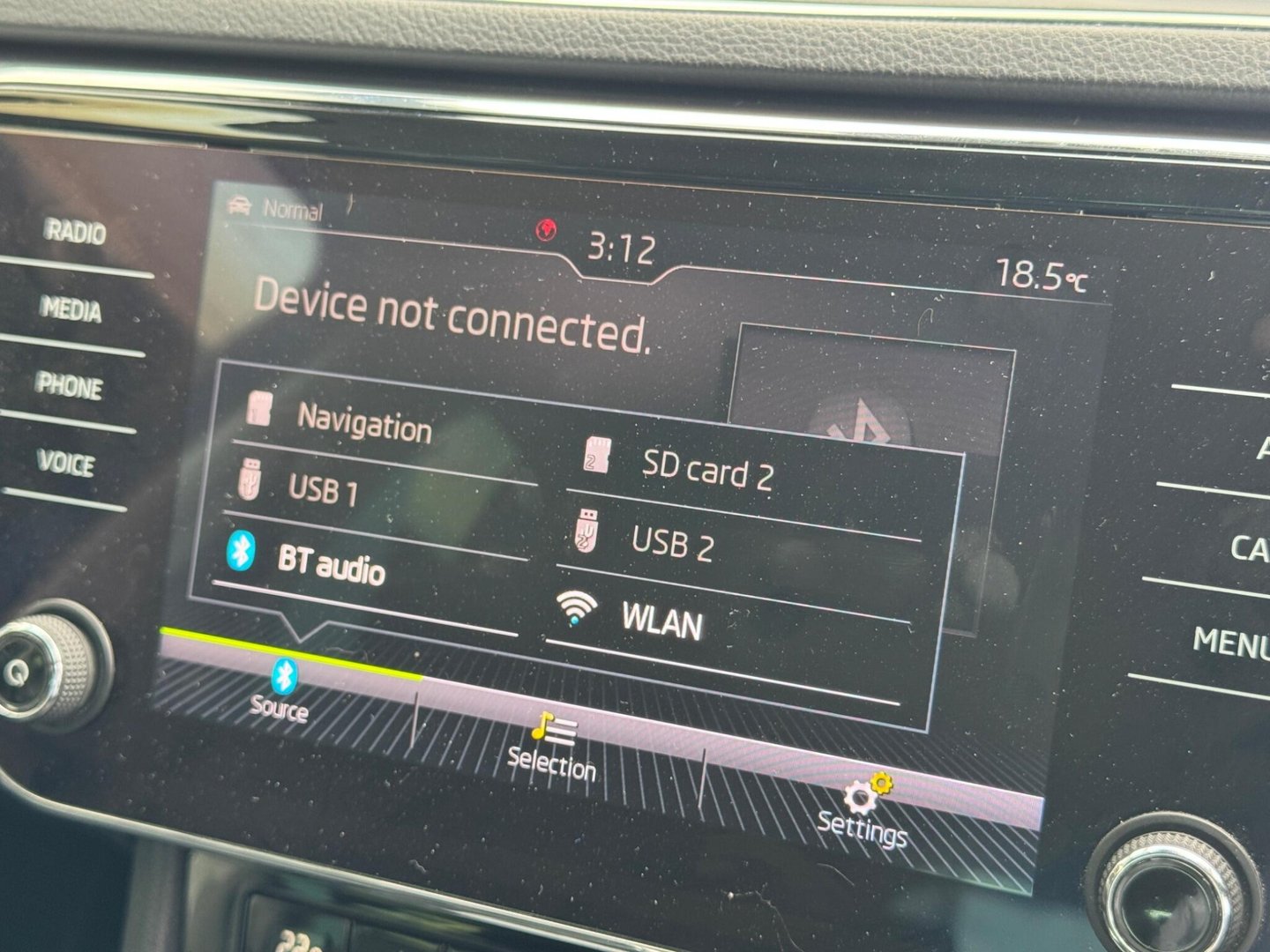 2019 Skoda Superb — image 13