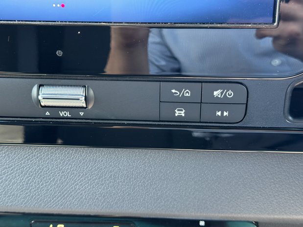 Mercedes-Benz Sprinter AUTO LWB L3H2 High Roof Air Con Cam EURO 6 37