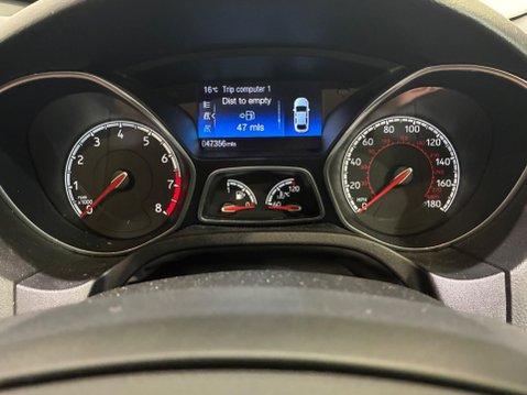 Ford Focus 2.0T EcoBoost ST-2 Euro 6 (s/s) 5dr 42