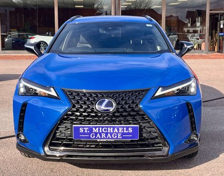 Lexus Ux 2.0 UX 250h 4x2 CVT 5dr 5