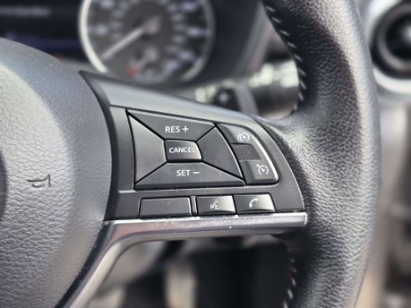 Nissan Juke 1.0 DIG-T N-Connecta SUV 5dr Petrol DCT Auto Euro 6 (s/s) (114 ps) 21