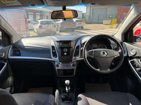 SsangYong Korando 2.0 Korando SE 5dr - NATIONAL DELIVERY* 25