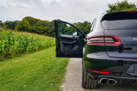 Porsche Macan TURBO PDK 7