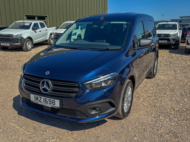 Mercedes-Benz Citan AUTO SWB [SOLD CM] L1H1 Low Roof Air Con Sensors Cam Tow Bar EURO 6 NO VAT 2