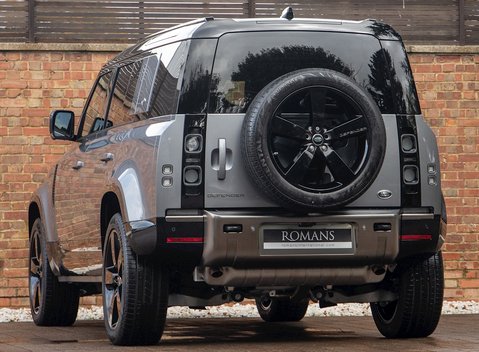 Land Rover Defender 110 X P400 3