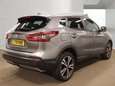 Nissan Qashqai 1.3 DIG-T N-Connecta Euro 6 (s/s) 5dr 4