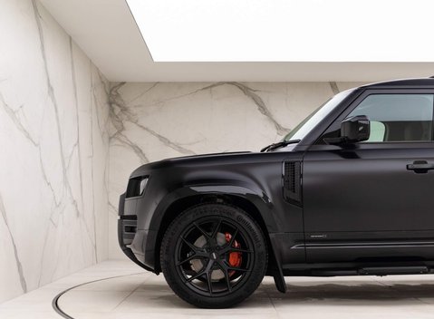 Land Rover Defender X 26