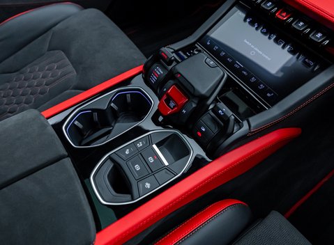 Lamborghini Urus SE 24