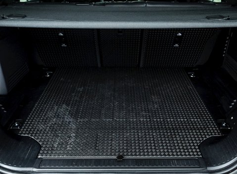 Land Rover Defender 110 V8 32