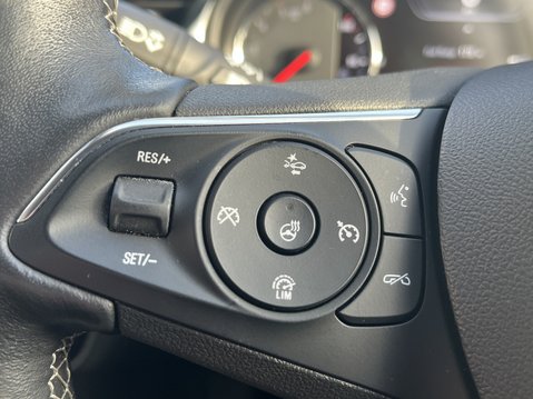 Vauxhall Insignia 2.0 Turbo D Elite Nav 5dr 22