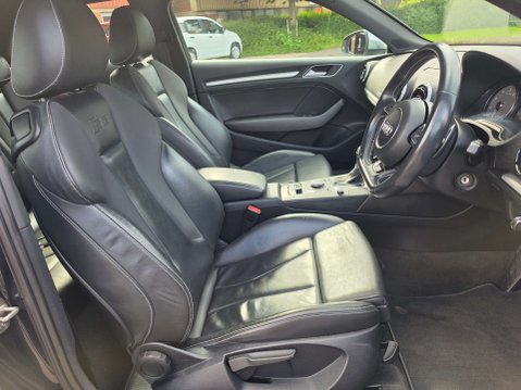 Audi A3 2.0 S3 Quattro Semi-Auto 4WD 3dr 44