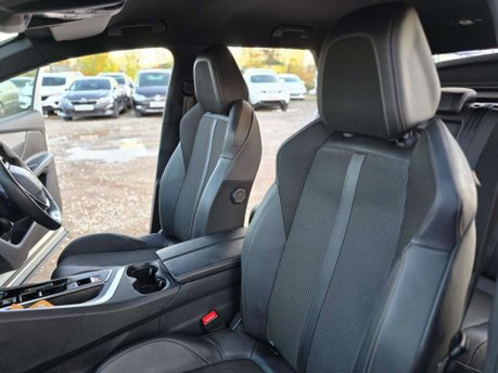 Peugeot 3008 1.2 HYBRID GT SUV 5dr Petrol Hybrid e-DSC6 Euro 6 (s/s) (136 ps) 40