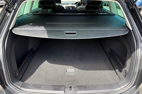 Volkswagen Passat GT TSI EVO DSG - PANORAMIC SUNROOF -19 INCH ALLOYS - ONE OWNER 59