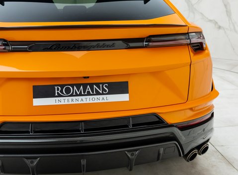 Lamborghini Urus Performante 33