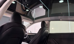 Tesla Model Y PERFORMANCE AWD White Interior Towing Package One Owner VAT Q 8