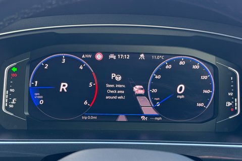 Volkswagen Tiguan R-LINE TDI DSG - RARE LEATHER INTERIOR - APPLE CAR PLAY -CAMERA 55