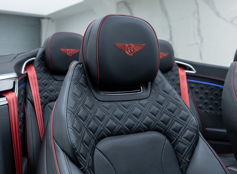 Bentley Continental GTC V8 18