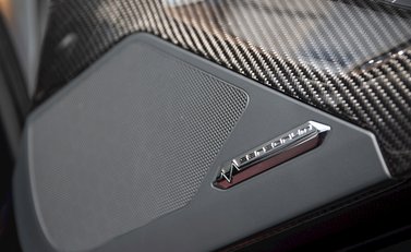 Lamborghini Aventador SV LP750-4 Roadster 22