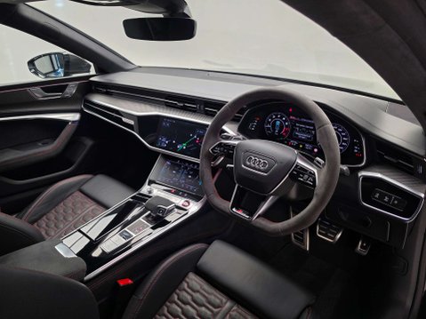 Audi RS 7 4.0 RS 7 Performance Carbon Black TFSI MHEV Q Auto 4WD 5dr 18