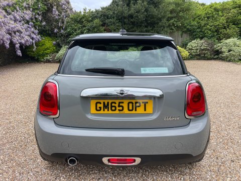 Mini Hatch 1.5 Cooper Hatchback 3dr Petrol Auto Euro 6 (s/s) (136 ps) 12