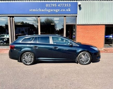 Toyota Avensis 1.8 Avensis Excel Valvematic CVT 5dr 10