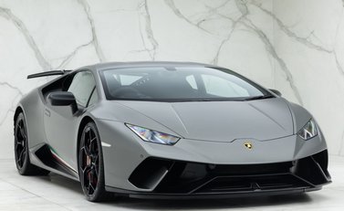 Lamborghini Huracan LP 640-4 PERFORMANTE 6
